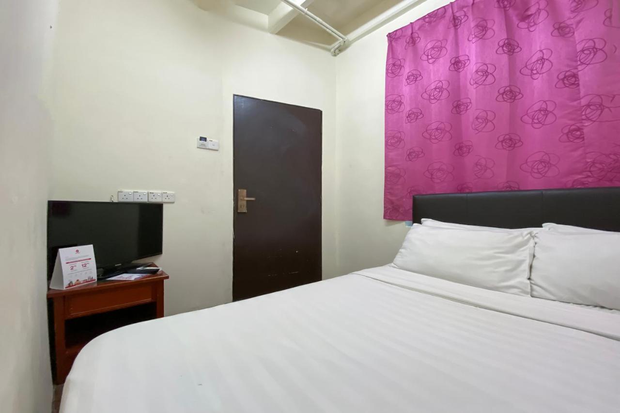 Spot On 89673 Good Friend Hotel George Town Exterior photo